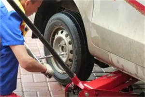 石渠附近拖车24小时服务热线电话