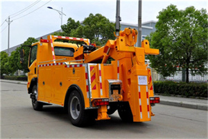 石渠高速路拖车费