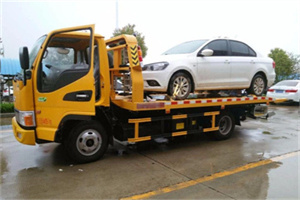石渠附近拖车救援24小时服务热线